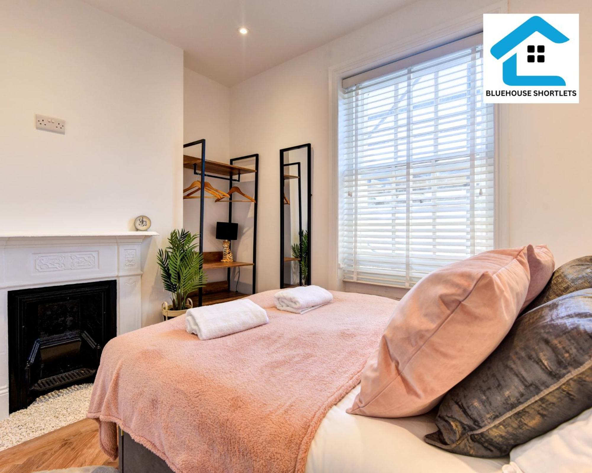 SEAVIEW-SLEEPS 8-IDEAL FOR RELOCATION&BUSiNESS TRAVELERS Hove Exterior foto